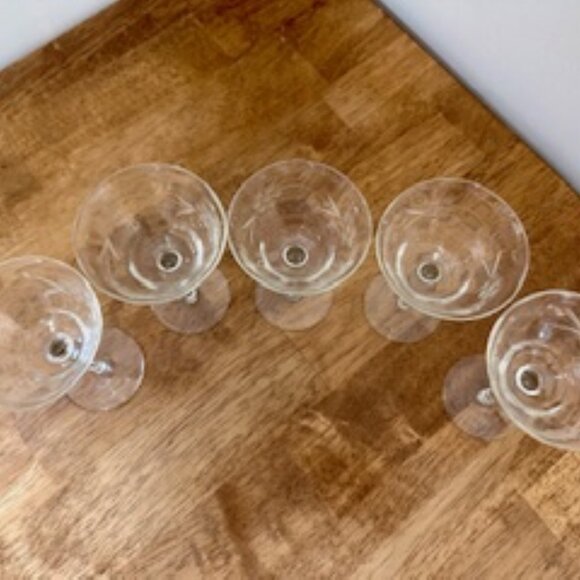 Vintage Etched Crystal Coupe Glasses – Set of 5 Elegant 2.5 oz Cocktail or Desse - Picture 4 of 5
